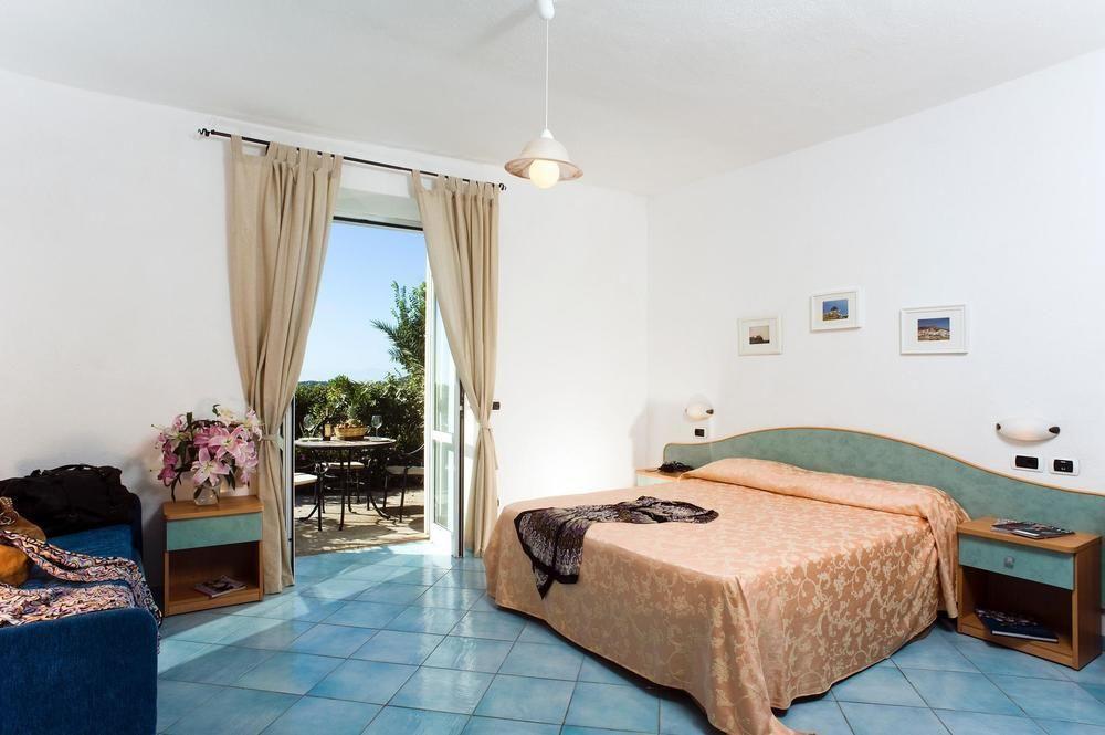 Hotel Poggio Del Sole Forio di Ischia Екстериор снимка